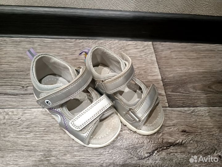 Босоножки для девочки