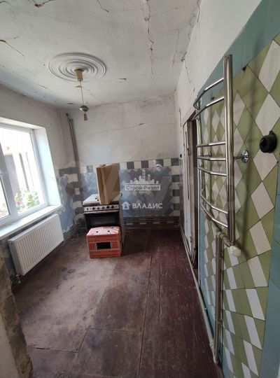 Дом 47 м² на участке 10 сот.