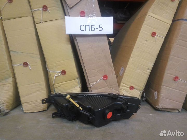 Фара противотуманная правая Skoda Octavia 3 A7