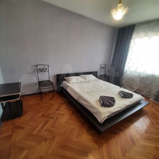 3-к. квартира, 98 м², 9/9 эт.