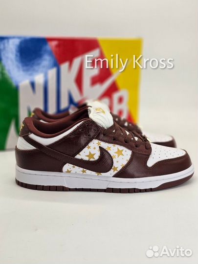 Supreme x Nike Dunk Low Star Barkroot Brown