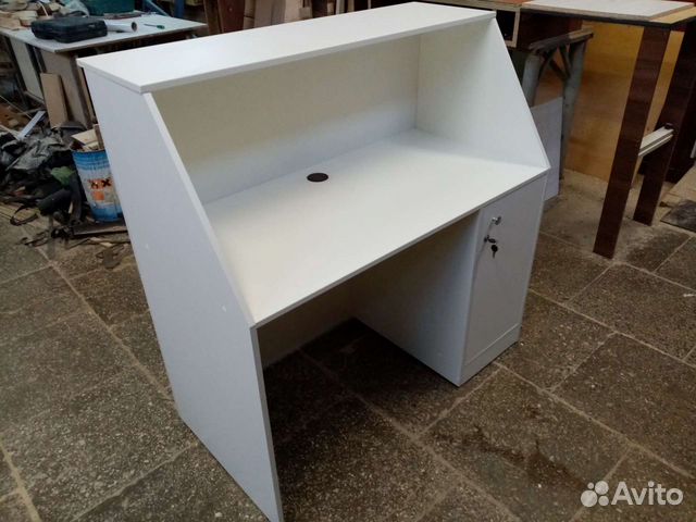 Стойка ресепшн для администратора, новая