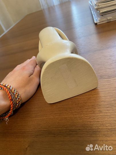 Статуэтка думающий человек