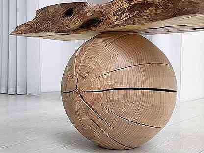 Консоль из массива дерева. Дизайнерская мебель