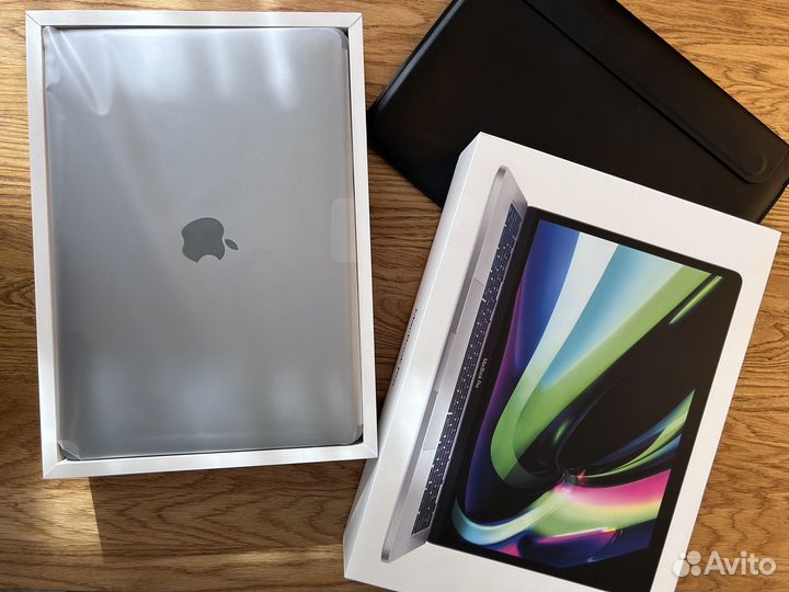 Apple macbook pro 13 2020 m1 16gb 256gb