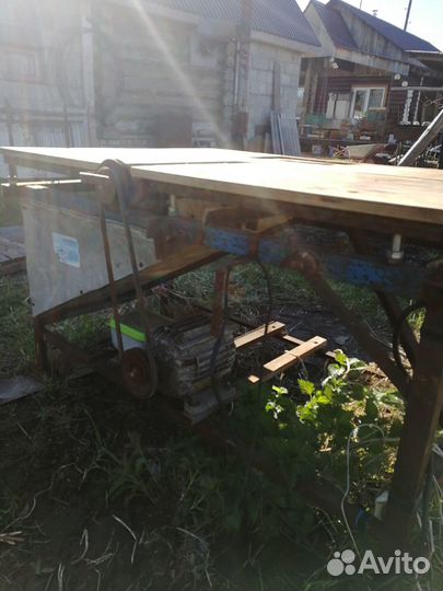 Деревообрабатывающий станок