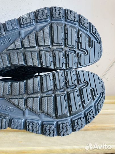 Кроссовки Hoka Gaviota 4