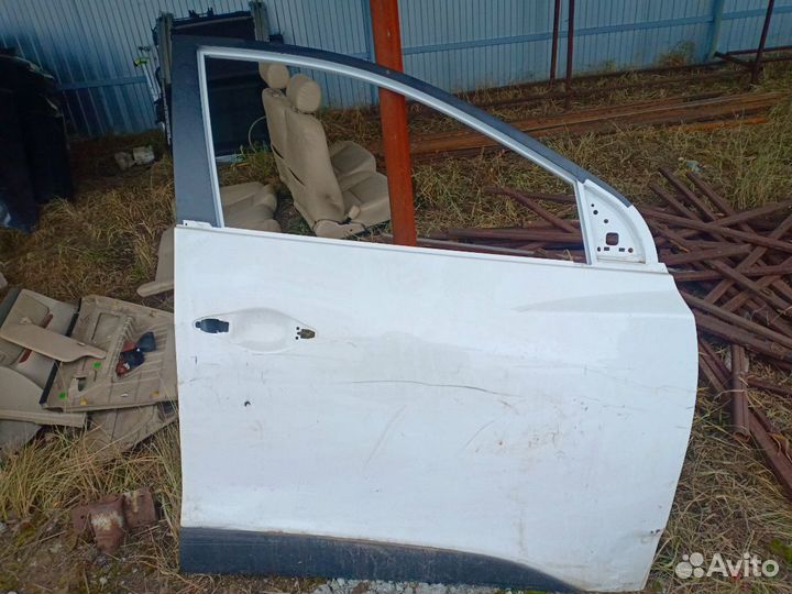 Дверь правая Hyundai ix35 Tucson