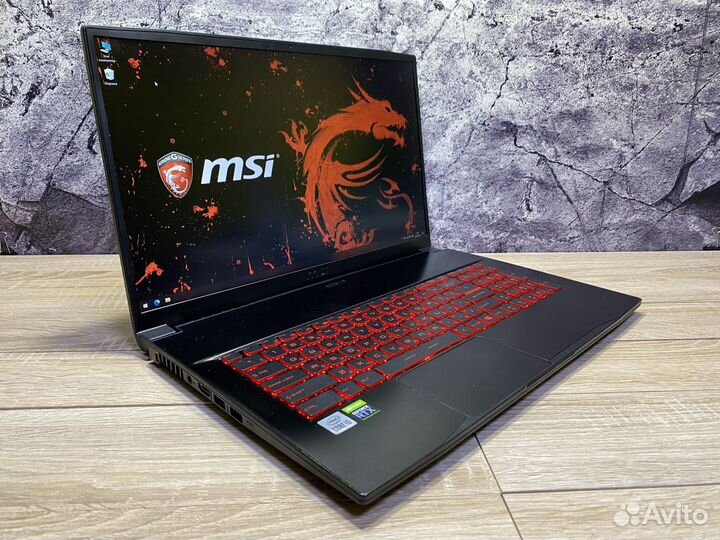 Игровой ноутбук msi 17.3 RTX 3050