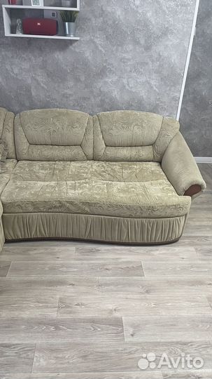Диван угловой