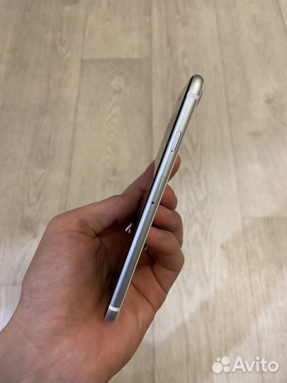 iPhone SE (2020), 64 ГБ