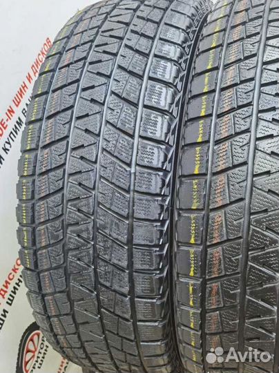 Bridgestone Blizzak DM-V1 255/70 R17