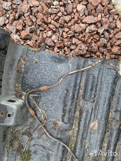 Трубка сцепления рено сандеро