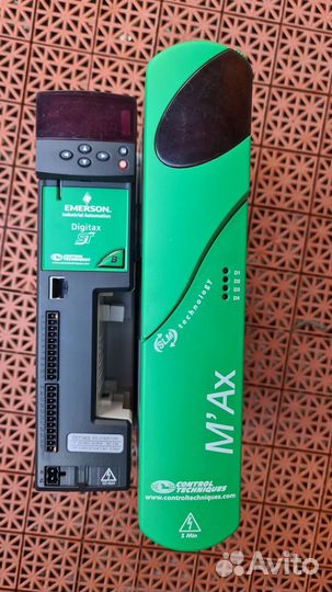 Серво драйвер Control Techniques Digitax ST DST140
