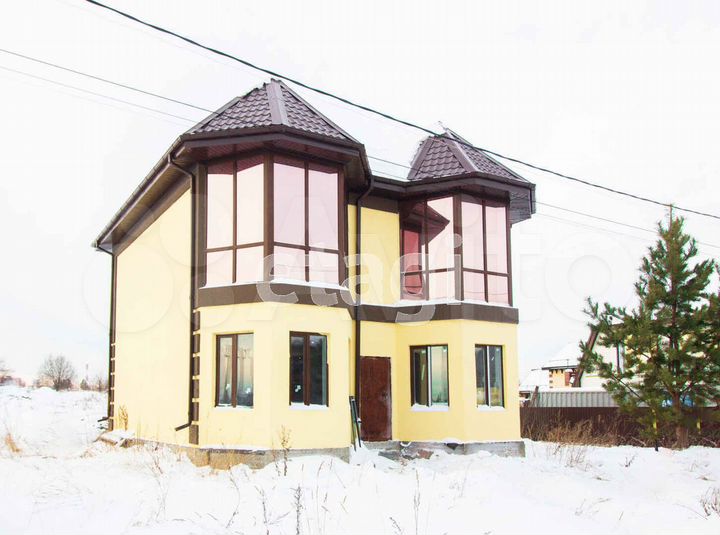 Коттедж 141 м² на участке 10,5 сот.