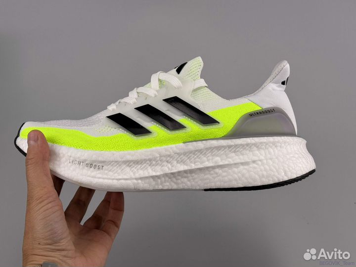 Беговые кроссовки adidas ultraboost 24