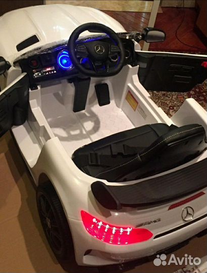 Новый электромобиль Mercedes-Benz