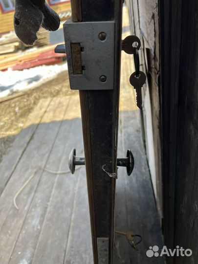 Дверь входная металлическая