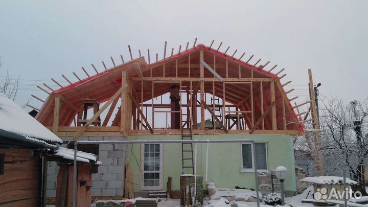 Бригада строителей