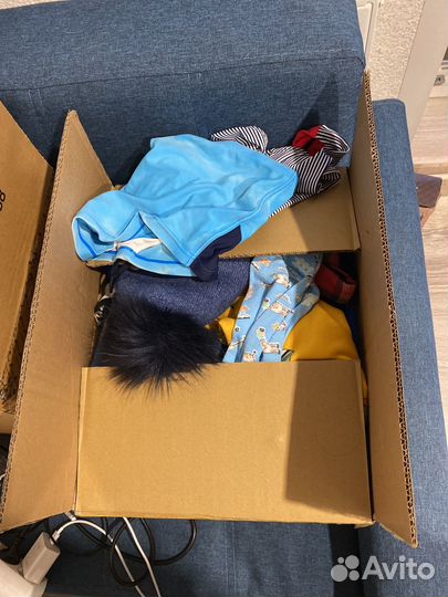 Коробка с вещами