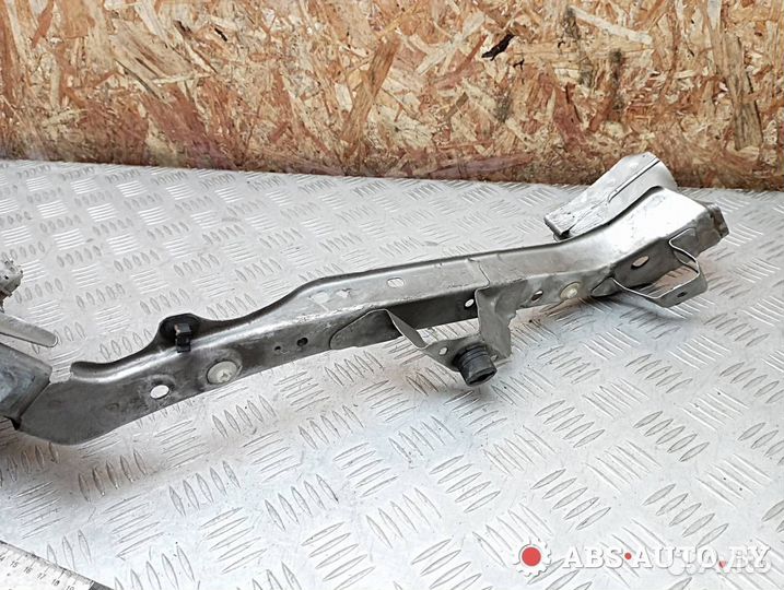 Передняя панель (телевизор) Toyota RAV4 3 (XA30)