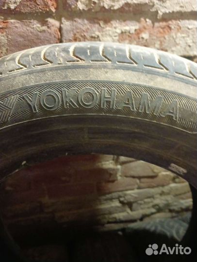 Yokohama E102 205/60 R15