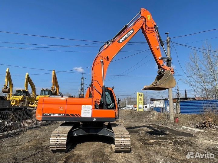 Аренда гусеничного экскаватора в Подольске