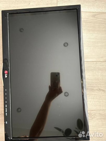Телевизор LG 22 дюйма