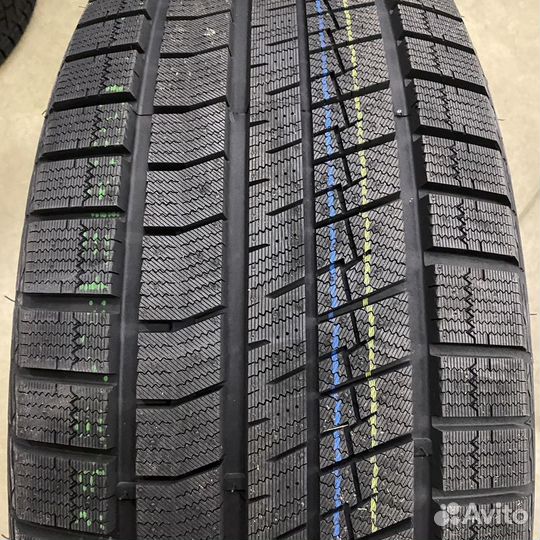 Tracmax X-Privilo S360 245/40 R19 98S