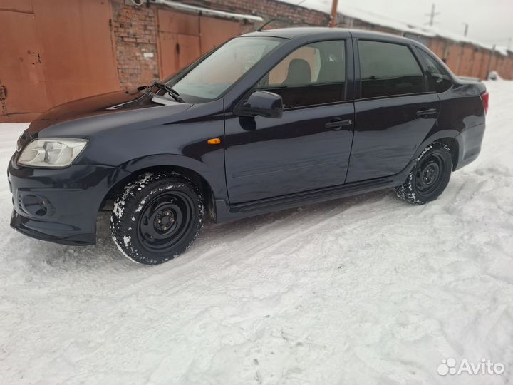 LADA Granta 1.6 МТ, 2015, 170 000 км