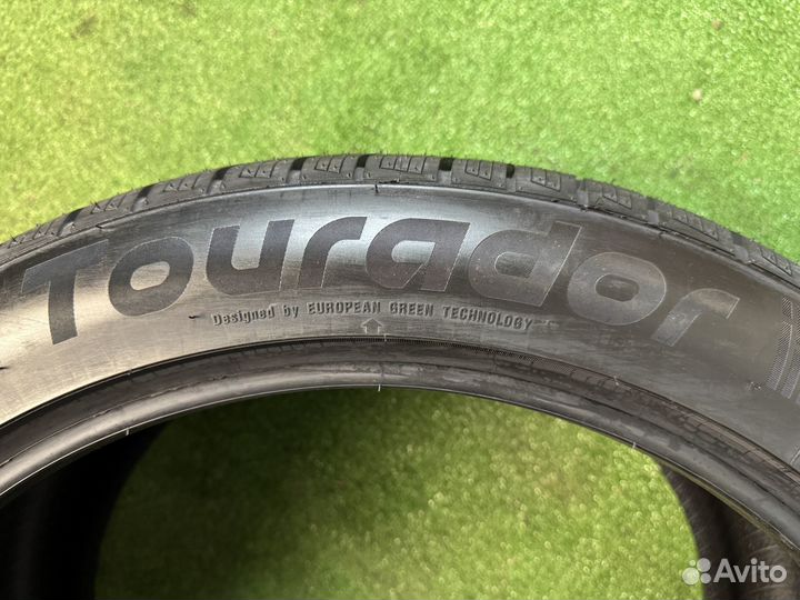 Tourador Winter Pro TSU1 295/40 R21 111V