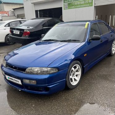 Nissan Skyline 2.0 AT, 1993, 380 000 км