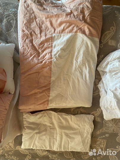 Комлект в кроватку детского пастельного белья