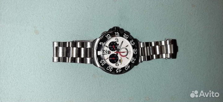 Швейцарские часы tagheuer formula 1