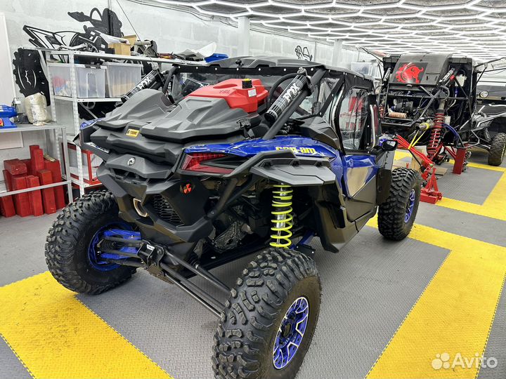 BRP Can-am Maverick X3 XRS Turbo RR