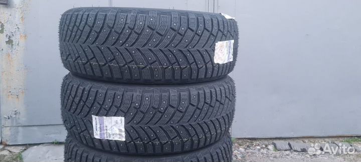 Michelin X-Ice North 4 225/55 R18