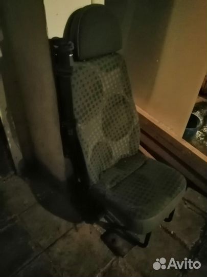 Автокресло Форд Транзит