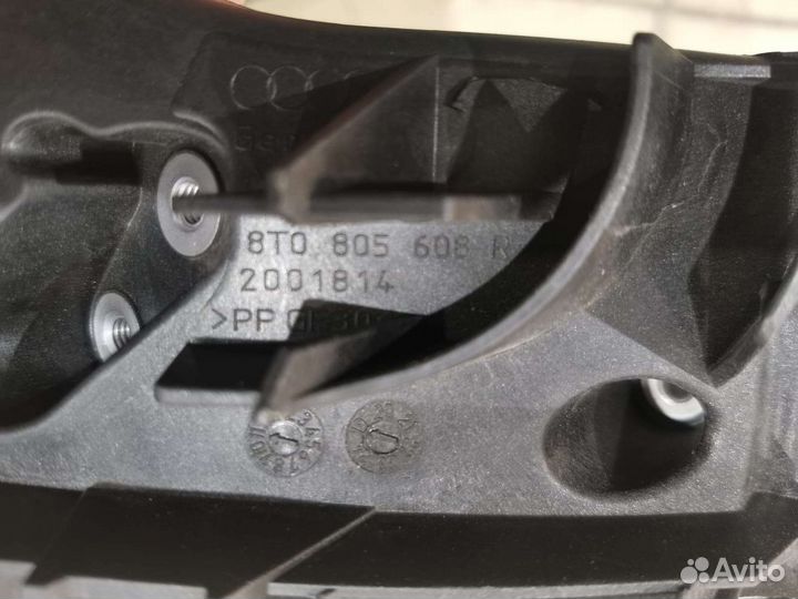 Audi A5 8T кронштейн фары правый дорестайлинг