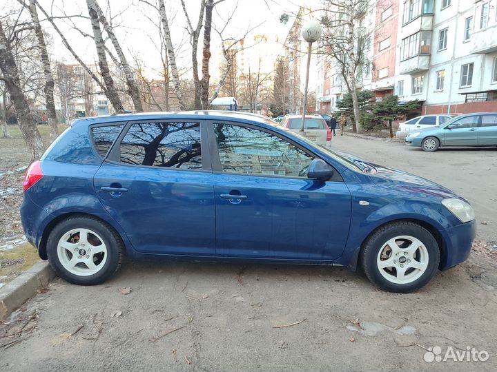 Kia Ceed 1.6 AT, 2008, 196 000 км