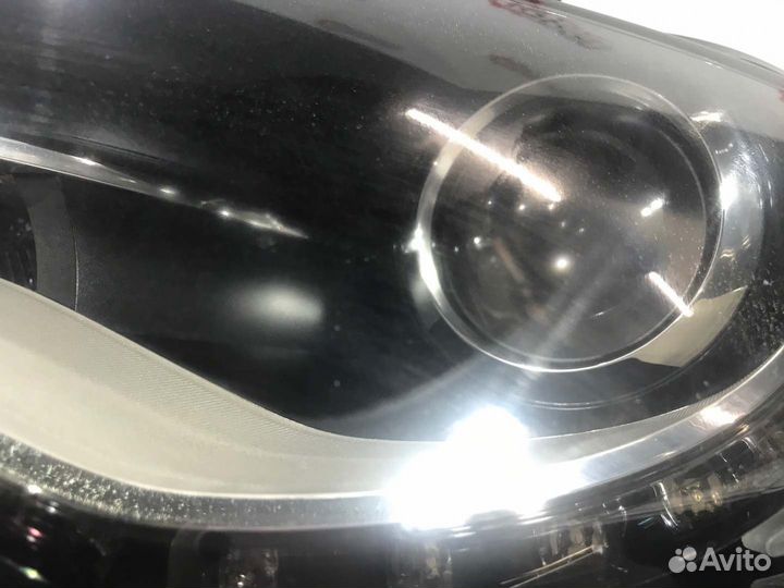 Фара ксеноновая левая Audi A4 B8 2.0 cdnc 2011