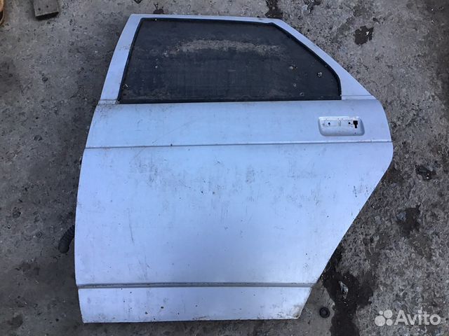 Задняя левая дверь Ваз 2111