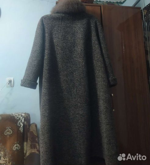 Женское зимнее пальто 66 размер
