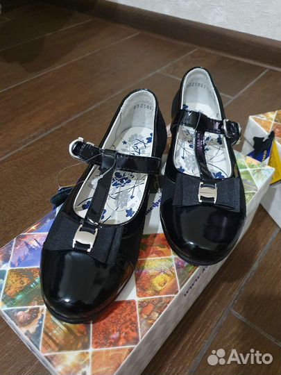 Туфли для девочки 31 размер новые, Котофей