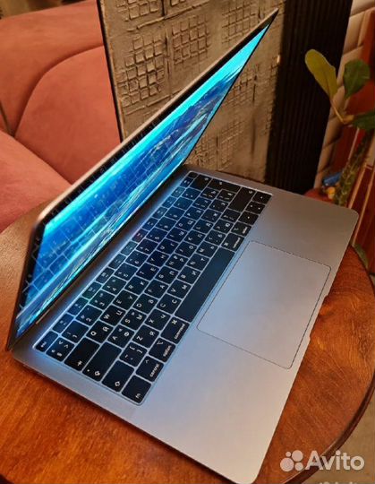 MacBook Air 13 Retina 2019 i5 ssd256 Ростест