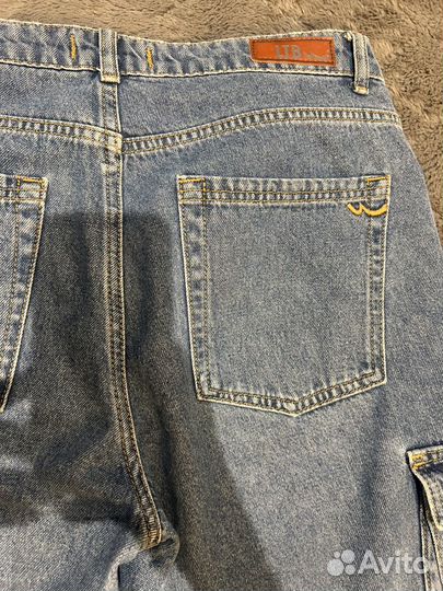 Джинсы женские широкие