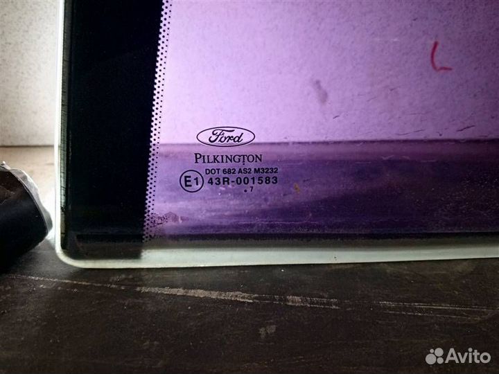 Форточка двери задняя правая Ford Fusion 2002-2012