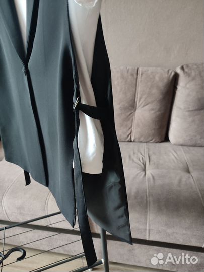 Жилет удлинённый чёрный Cotton 44