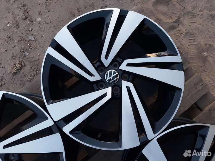 Volkswagen T-Cross Ориг Nevada R18 5x100 ET39 7J