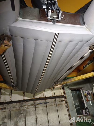 Продам лодку с мотором