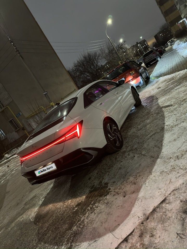 Hyundai Elantra: фото владельца